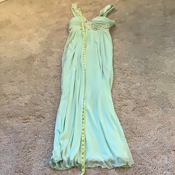 City Studio Formal Jeweled Green Gown Size 5 Junior - Picture 8 of 11